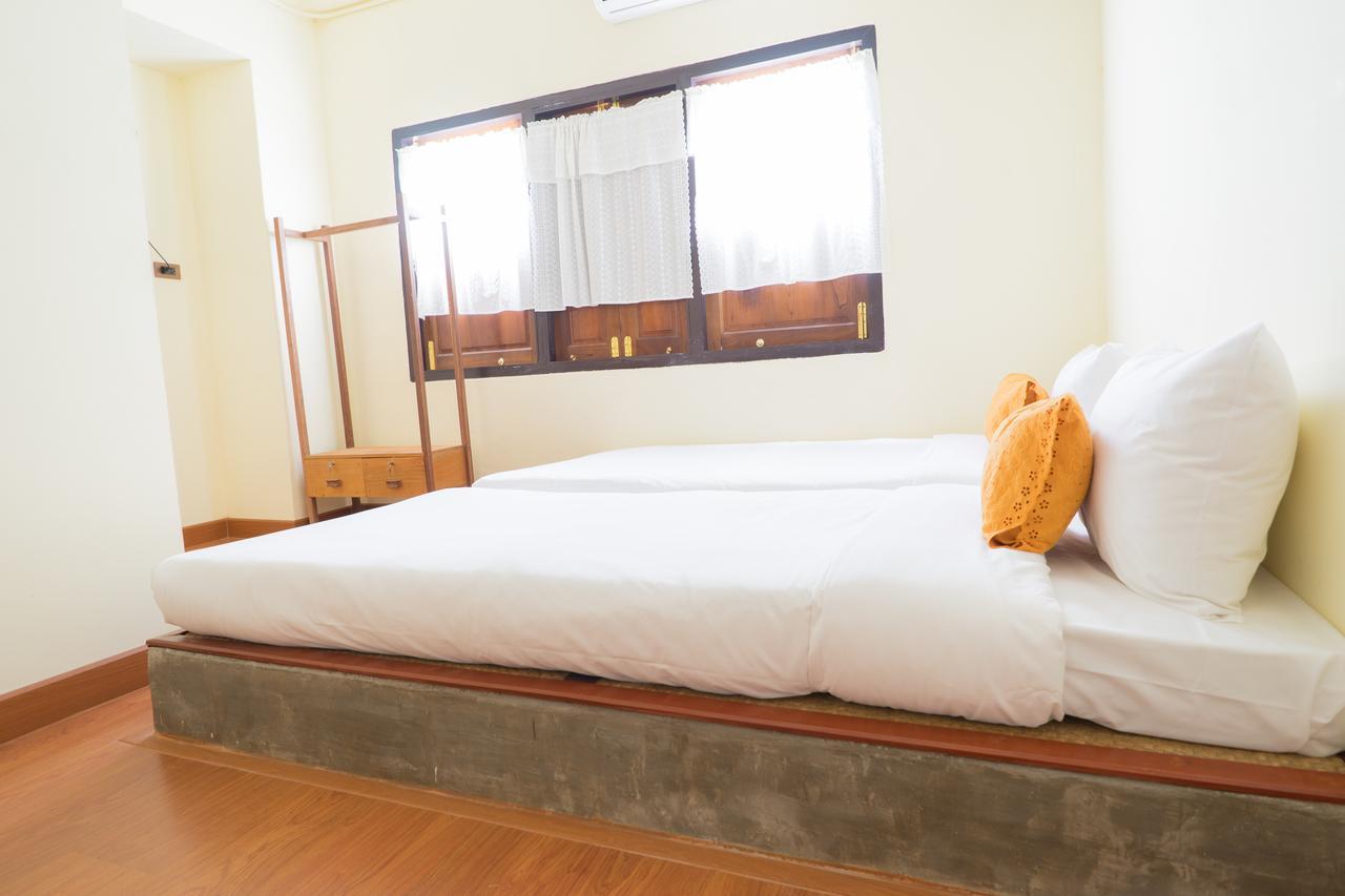 Manon Sleepeatdrink Chiang Mai Exterior foto