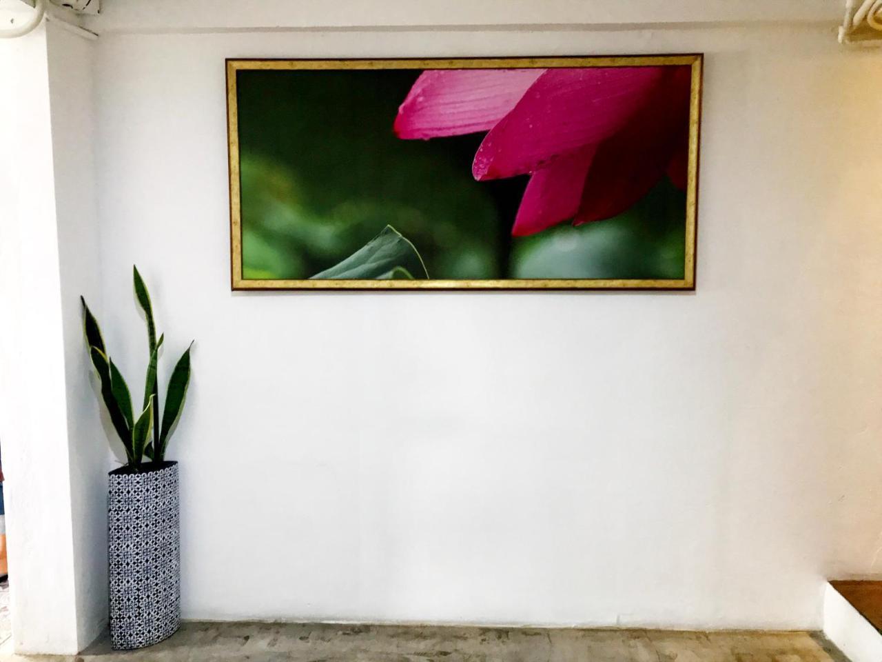 Manon Sleepeatdrink Chiang Mai Exterior foto